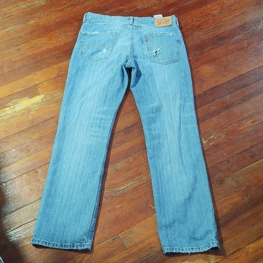 Levi's 514 Distressed Light Wash Mom Jeans W33 L32 - Picture 6 of 15